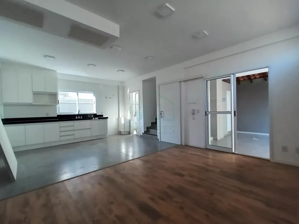 Casa de Condomínio à venda com 3 quartos, 125m² - Foto 1
