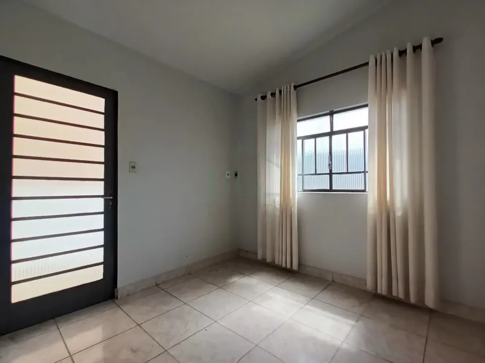 Casa, 2 quartos, 48 m² - Foto 2
