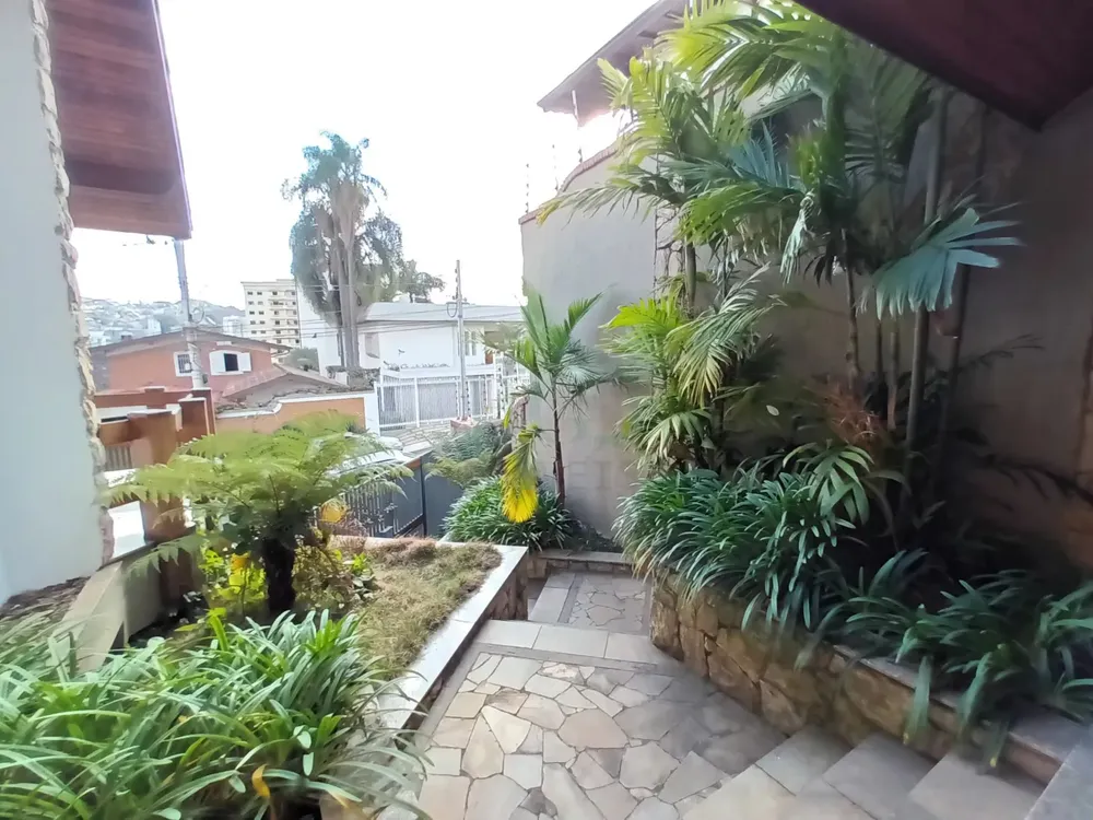 Casa, 5 quartos, 438 m² - Foto 1