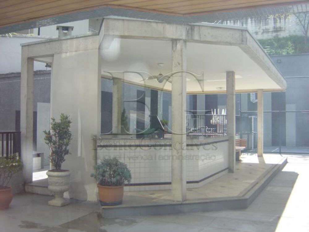 Apartamento à venda com 4 quartos, 258m² - Foto 3