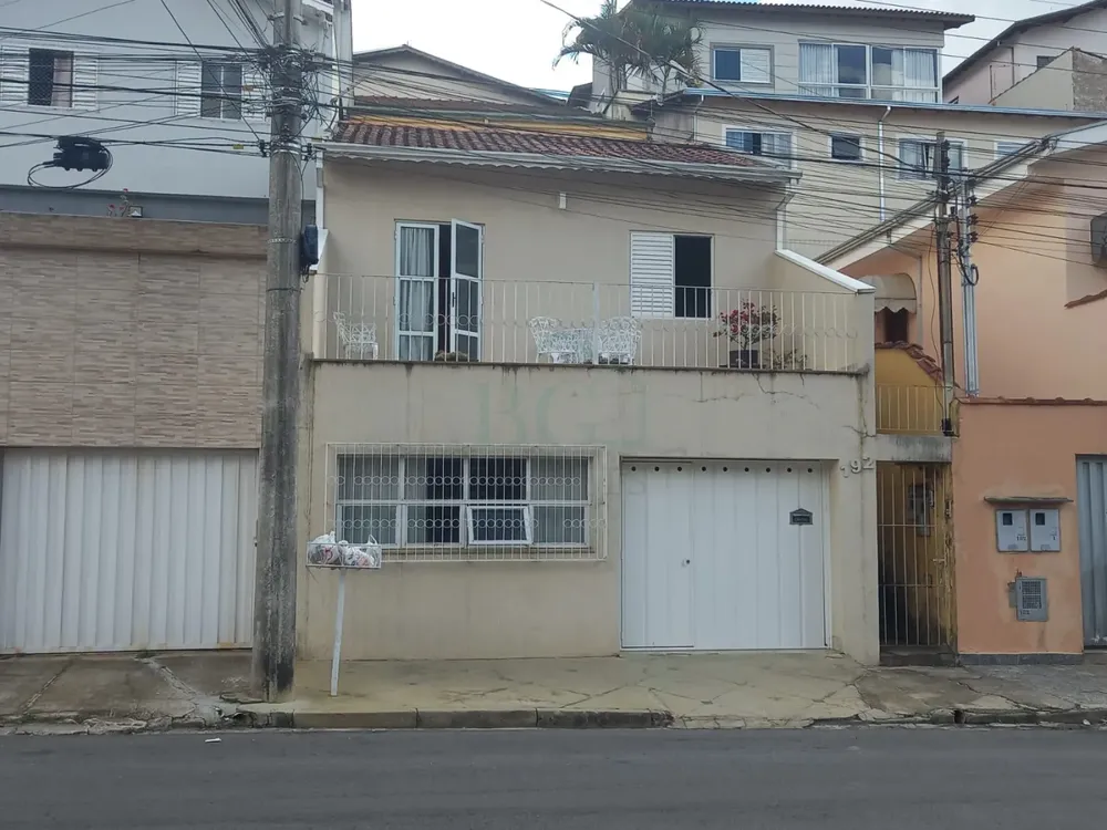 Casa, 3 quartos, 98 m² - Foto 1