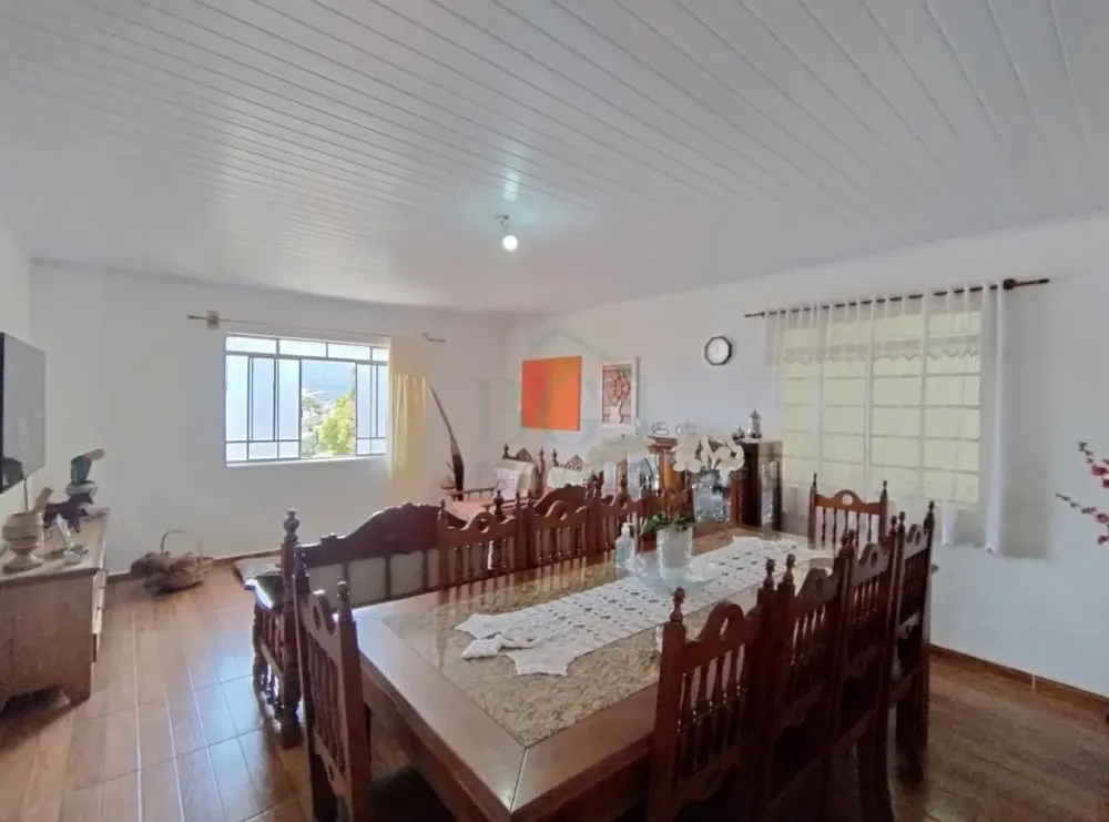 Casa, 3 quartos, 131 m² - Foto 1
