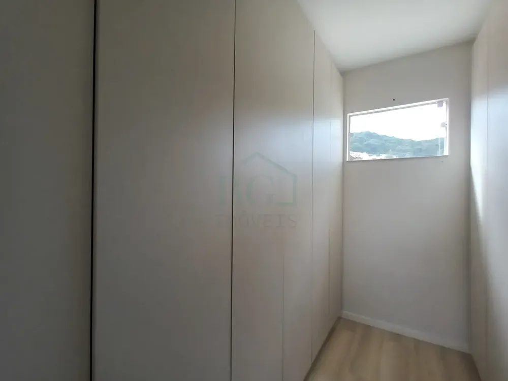 Casa, 4 quartos, 280 m² - Foto 4