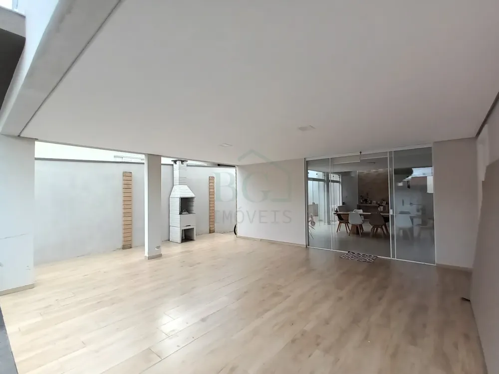 Casa, 4 quartos, 280 m² - Foto 1