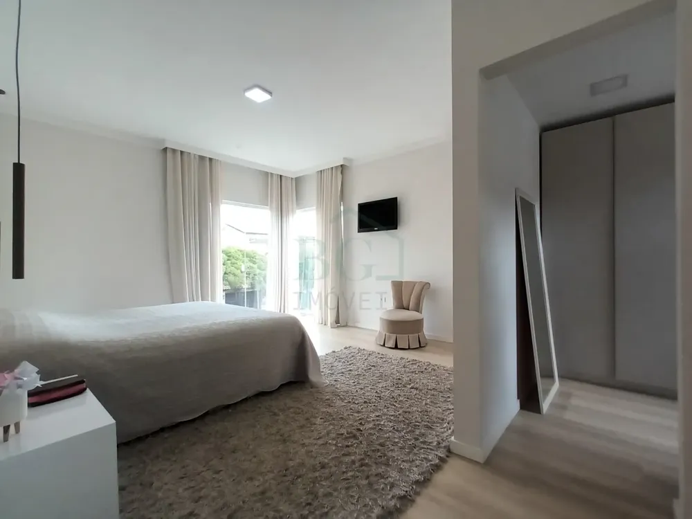 Casa, 4 quartos, 280 m² - Foto 2