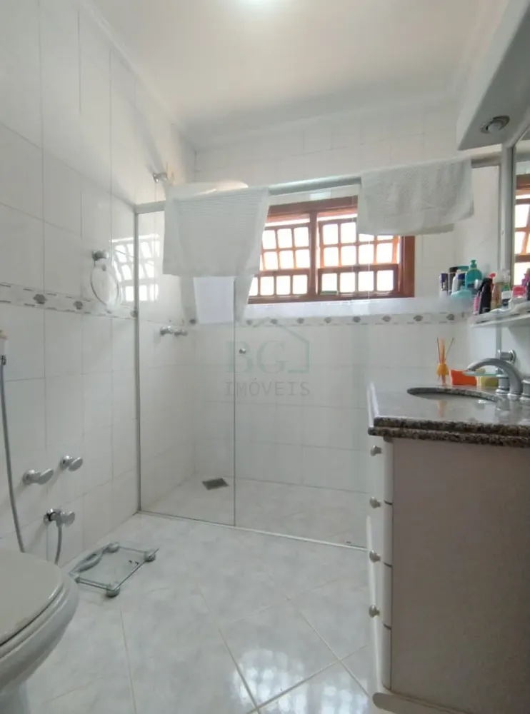Casa, 5 quartos, 471 m² - Foto 1