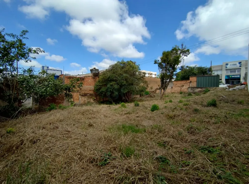 Terreno, 558 m² - Foto 1
