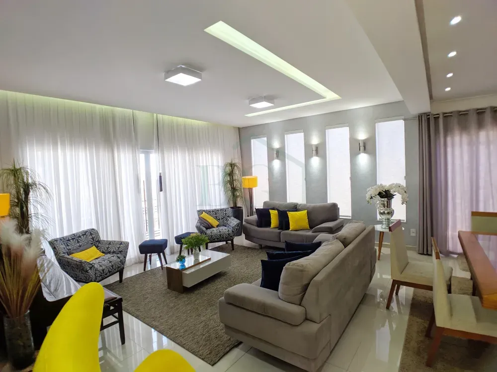 Casa, 3 quartos, 310 m² - Foto 1