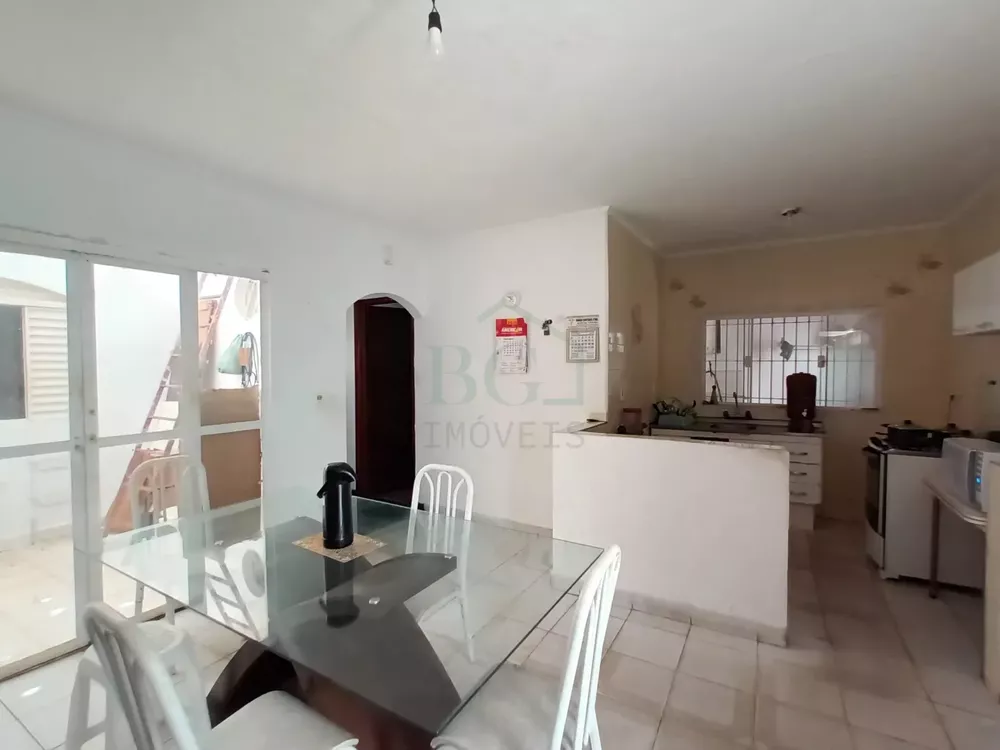Casa à venda com 3 quartos, 163m² - Foto 3