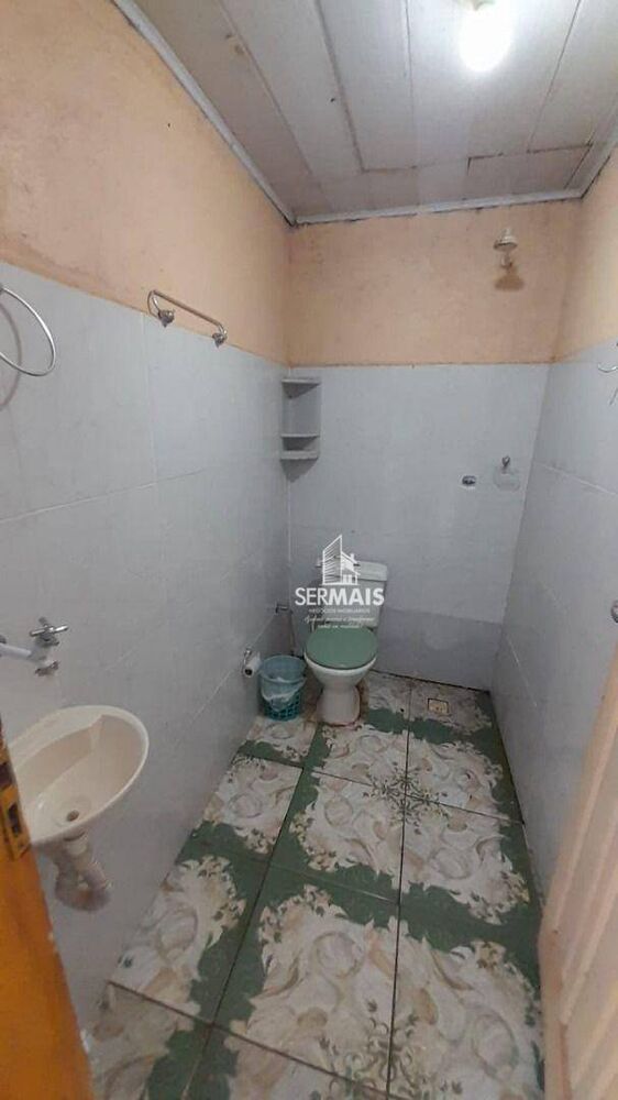 Casa à venda com 2 quartos, 324m² - Foto 13