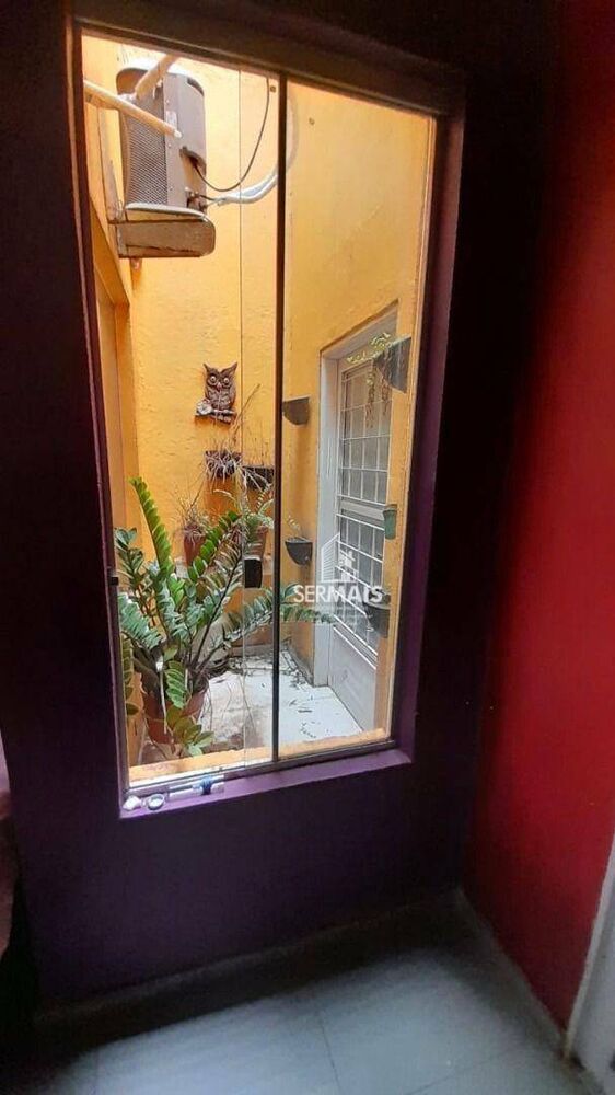 Casa à venda com 2 quartos, 324m² - Foto 4