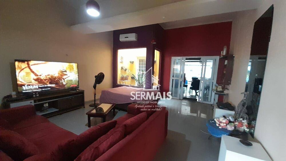 Casa à venda com 2 quartos, 324m² - Foto 3