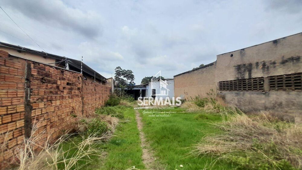 Casa à venda com 4 quartos, 80m² - Foto 3