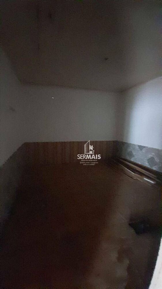 Casa à venda com 4 quartos, 80m² - Foto 5