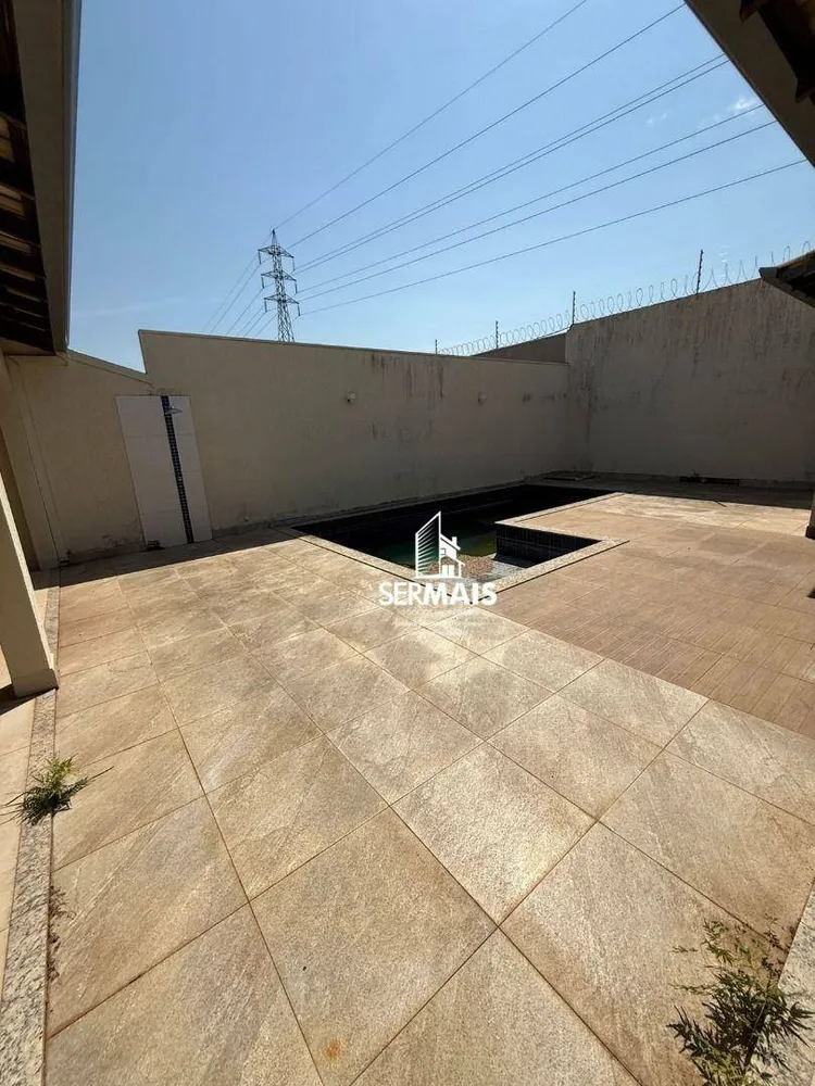 Casa, 4 quartos, 264 m² - Foto 4