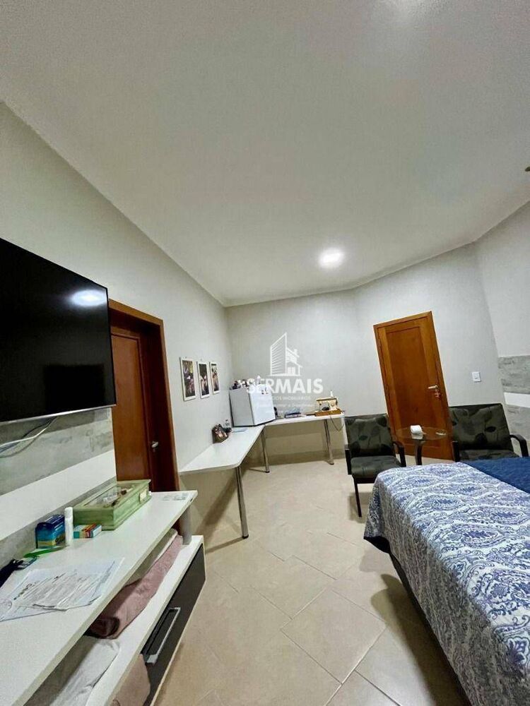 Sobrado, 4 quartos, 220 m² - Foto 2