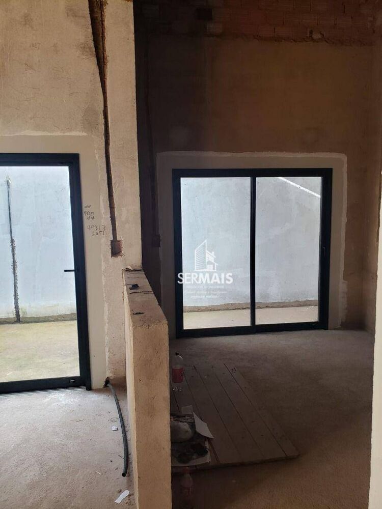 Casa à venda com 3 quartos, 248m² - Foto 10