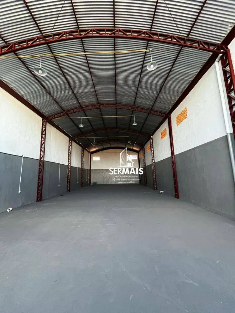 Depósito-Galpão, 300 m² - Foto 1