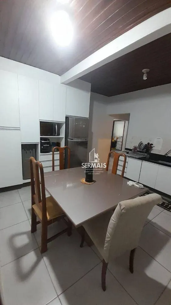 Casa, 5 quartos, 330 m² - Foto 2