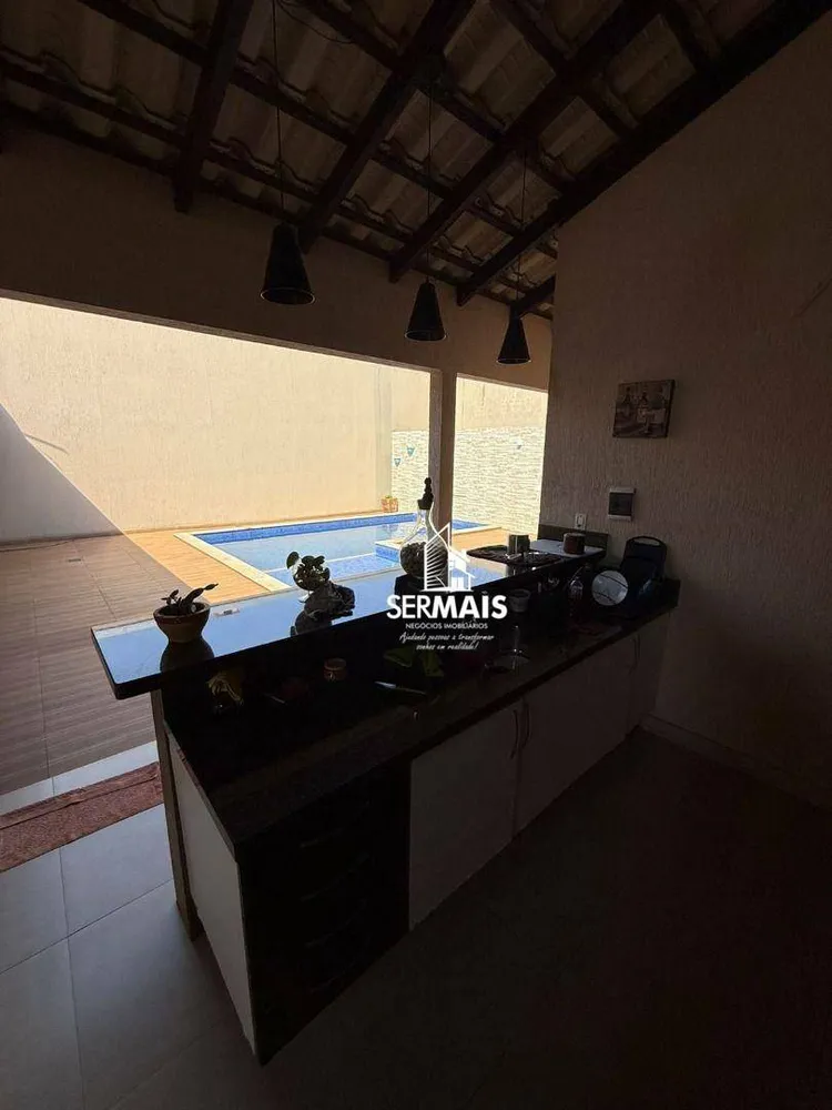 Casa, 4 quartos, 292 m² - Foto 2
