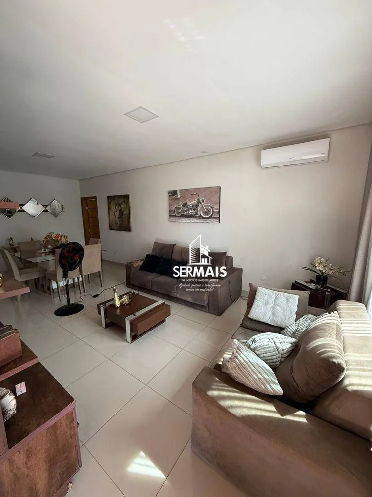 Casa, 4 quartos, 292 m² - Foto 2
