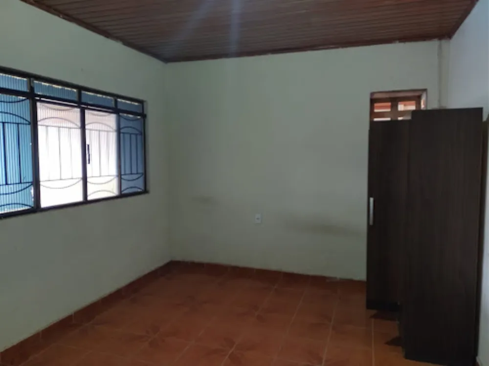 Casa, 2 quartos, 180 m² - Foto 1