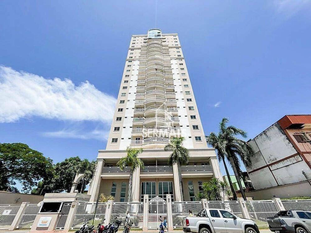 Apartamento à venda com 3 quartos, 132m² - Foto 1