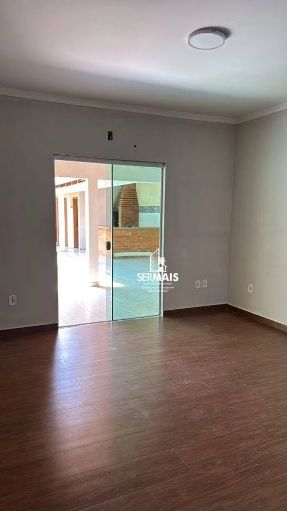 Casa, 4 quartos, 226 m² - Foto 4