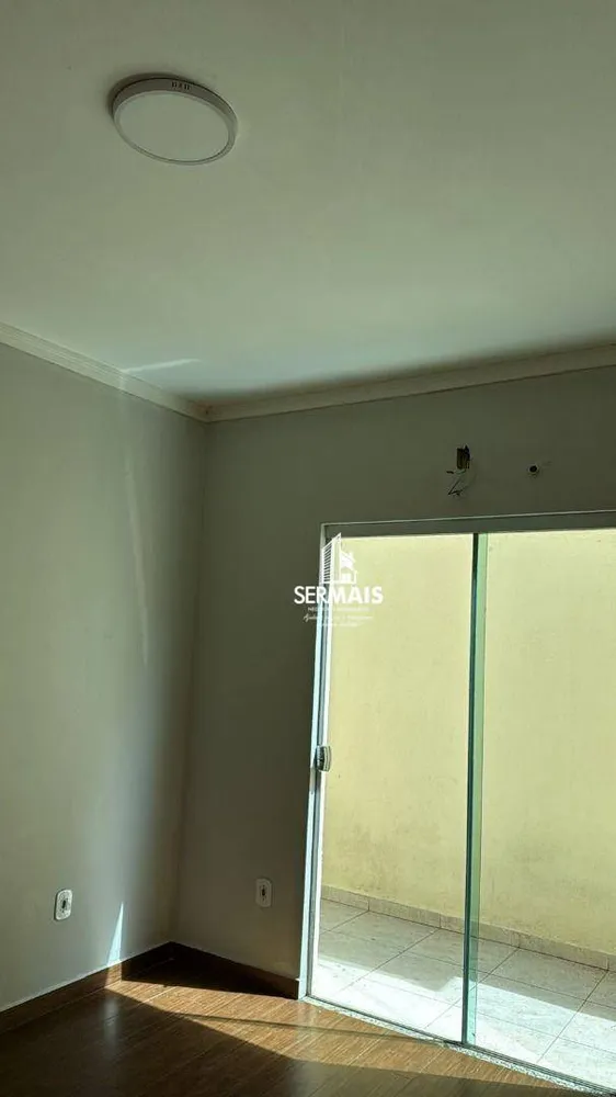 Casa, 4 quartos, 226 m² - Foto 3