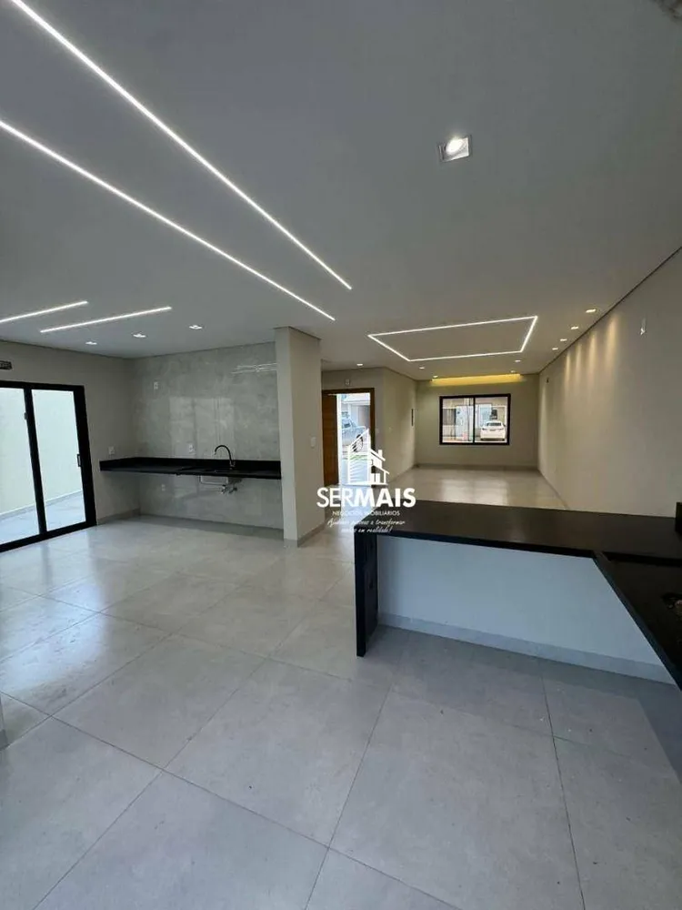 Sobrado, 3 quartos, 166 m² - Foto 3
