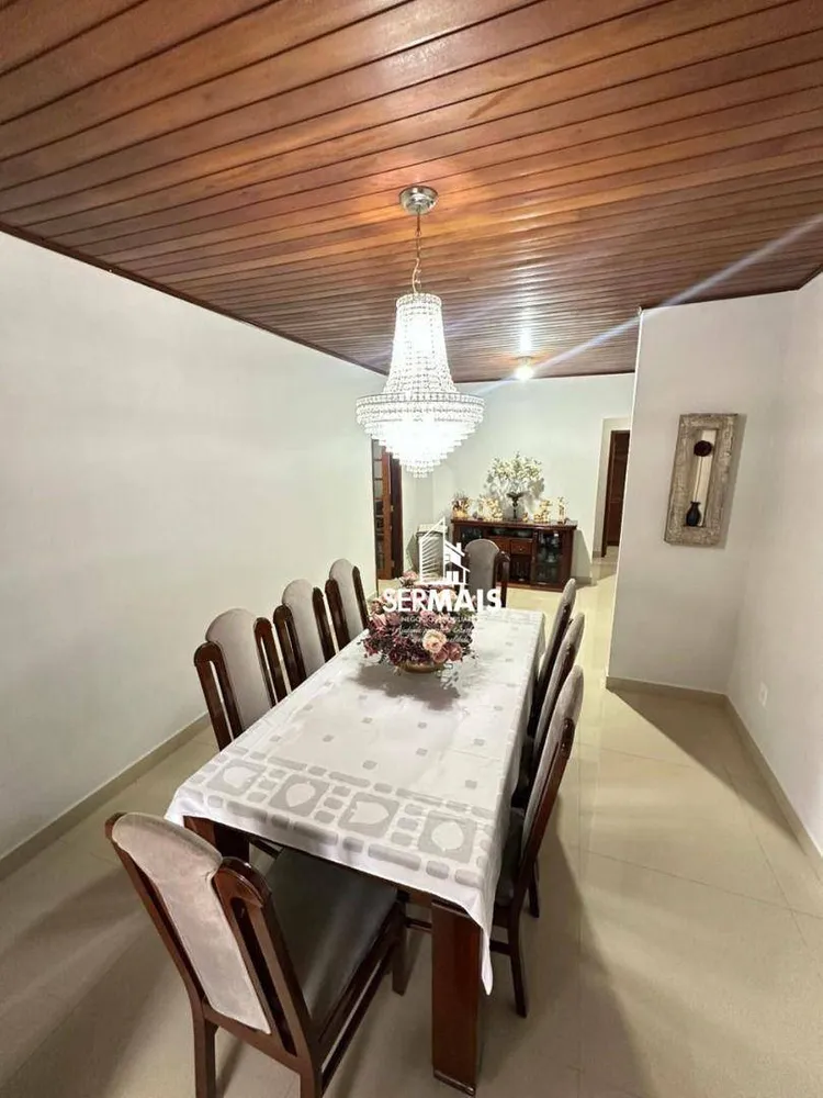 Casa, 3 quartos, 324 m² - Foto 1