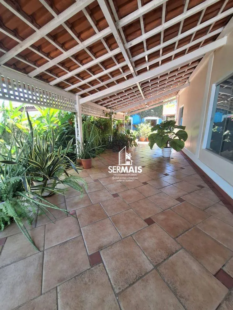 Casa, 4 quartos, 244 m² - Foto 1