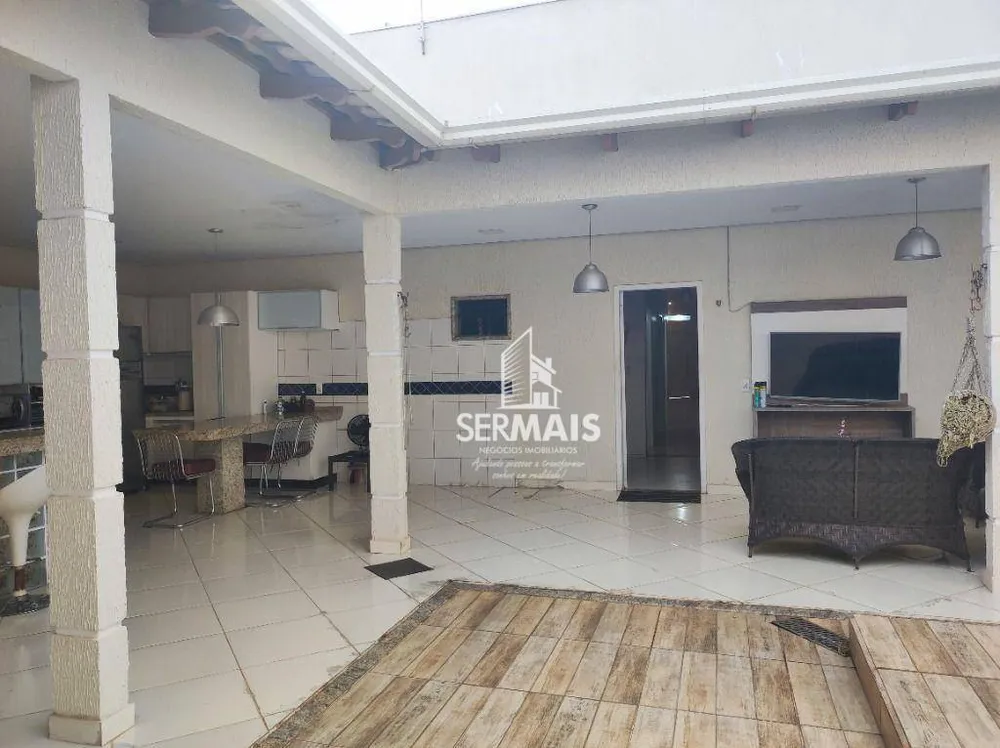 Casa, 3 quartos, 265 m² - Foto 2