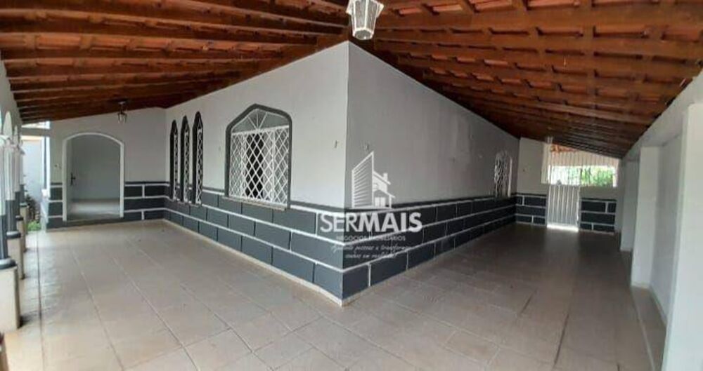 Casa, 6 quartos, 730 m² - Foto 1