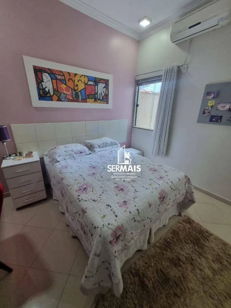 Casa, 3 quartos, 220 m² - Foto 13