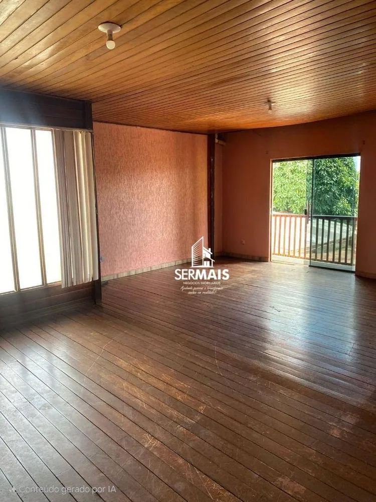 Casa, 4 quartos, 180 m² - Foto 2