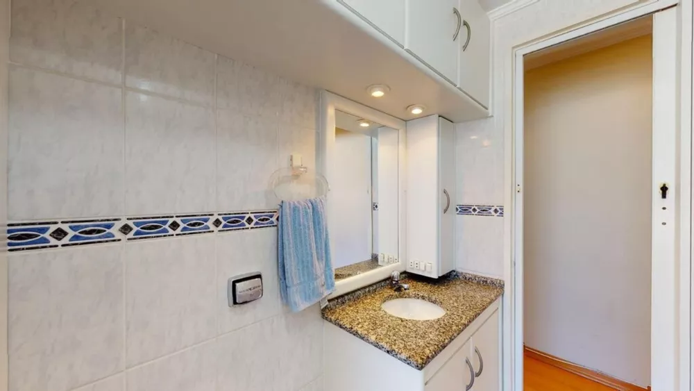 Apartamento à venda com 2 quartos, 61m² - Foto 4