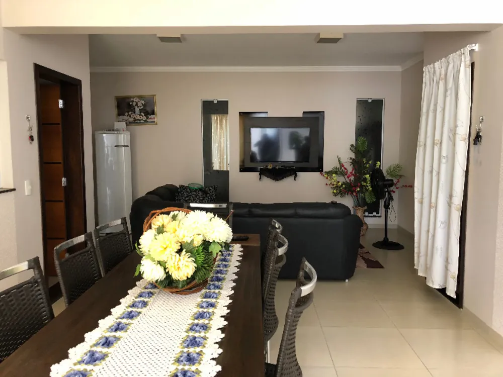 Casa, 3 quartos, 240 m² - Foto 14