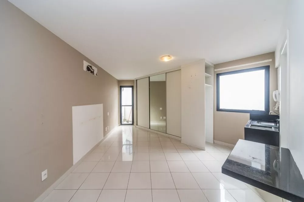 Apartamento à venda com 1 quarto, 34m² - Foto 1