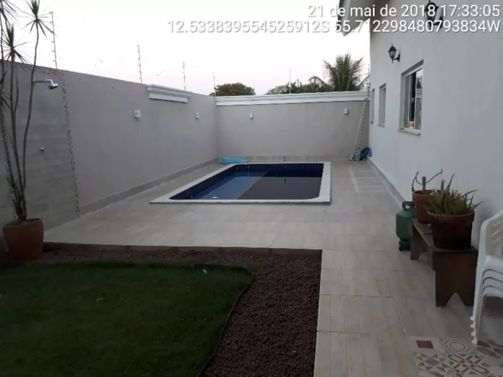 Casa à venda com 3 quartos, 150m² - Foto 2