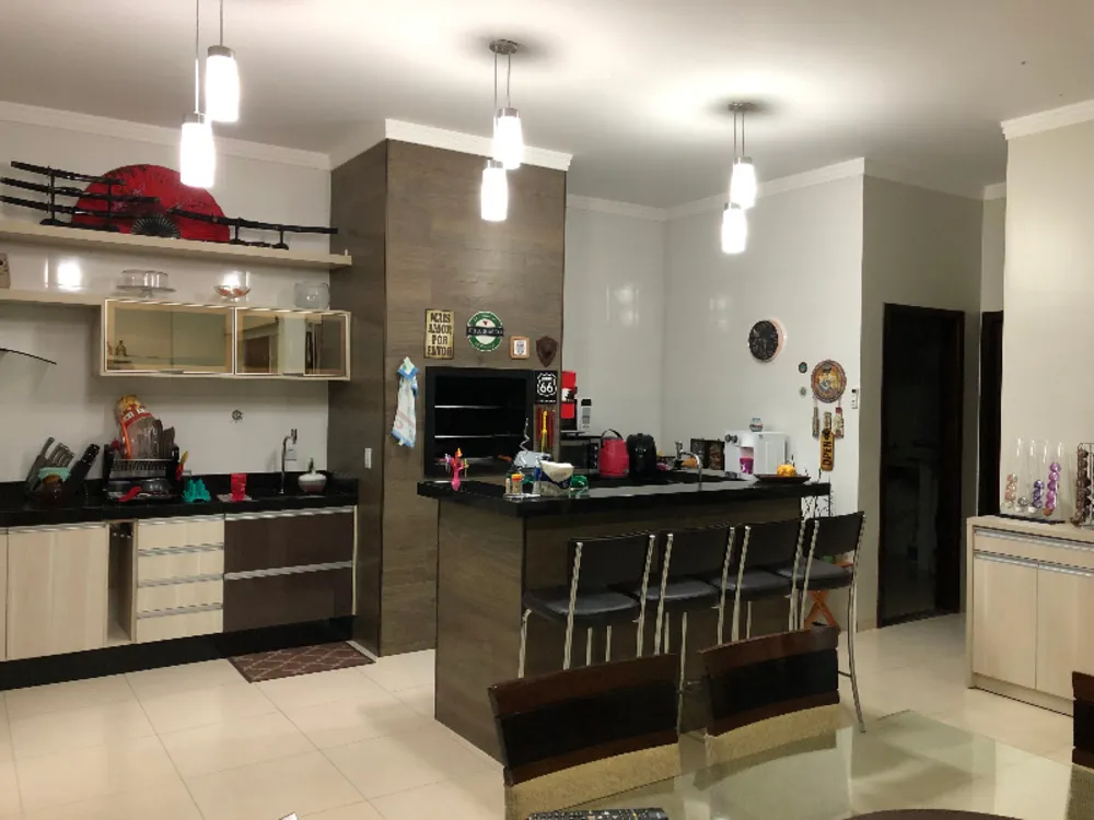Casa, 3 quartos, 200 m² - Foto 4