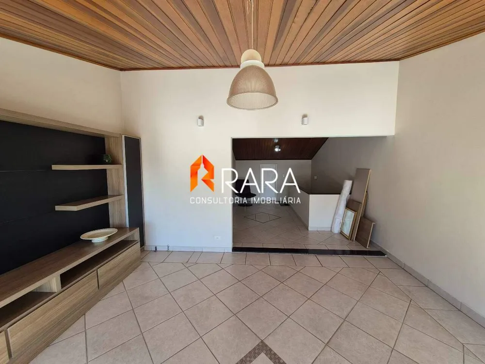 Casa, 3 quartos, 226 m² - Foto 3