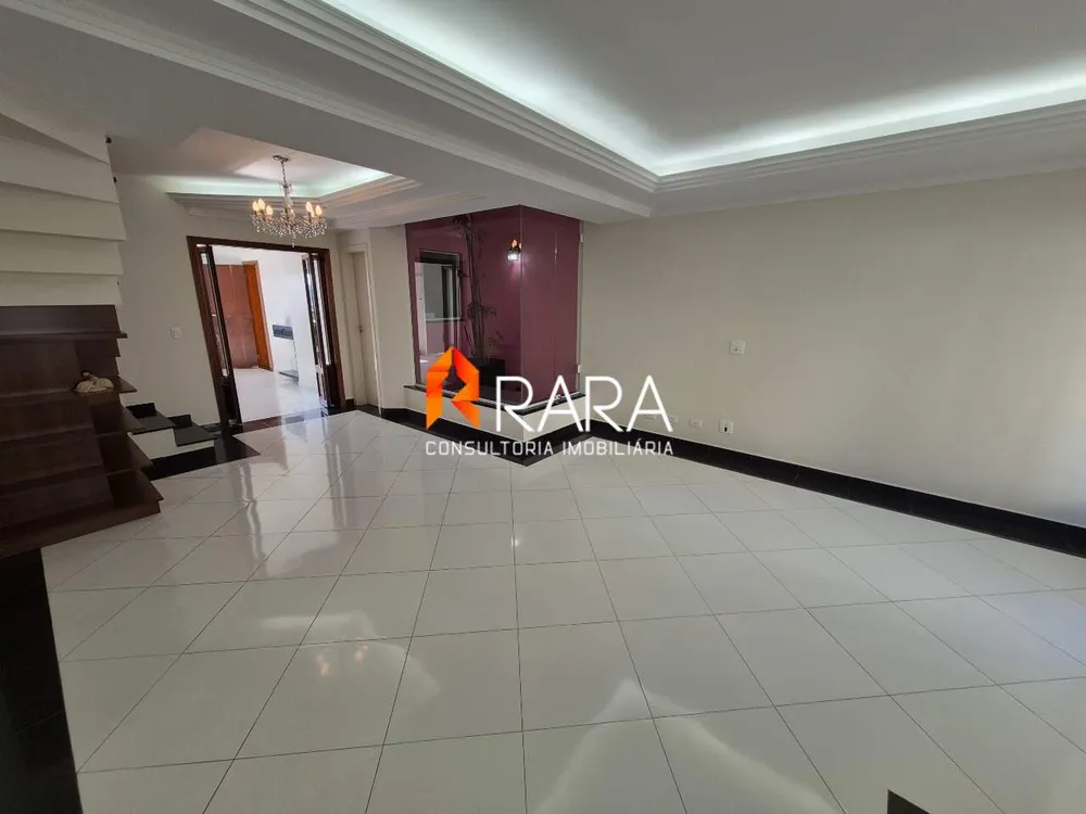 Casa, 3 quartos, 226 m² - Foto 1