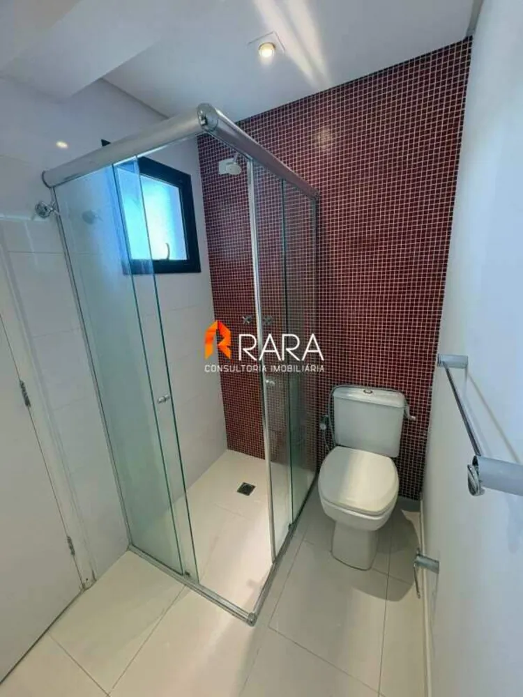 Cobertura, 3 quartos, 240 m² - Foto 2