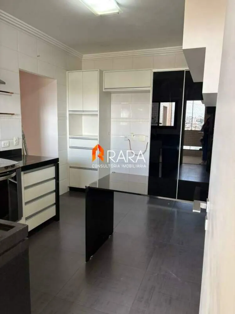 Cobertura, 3 quartos, 240 m² - Foto 11