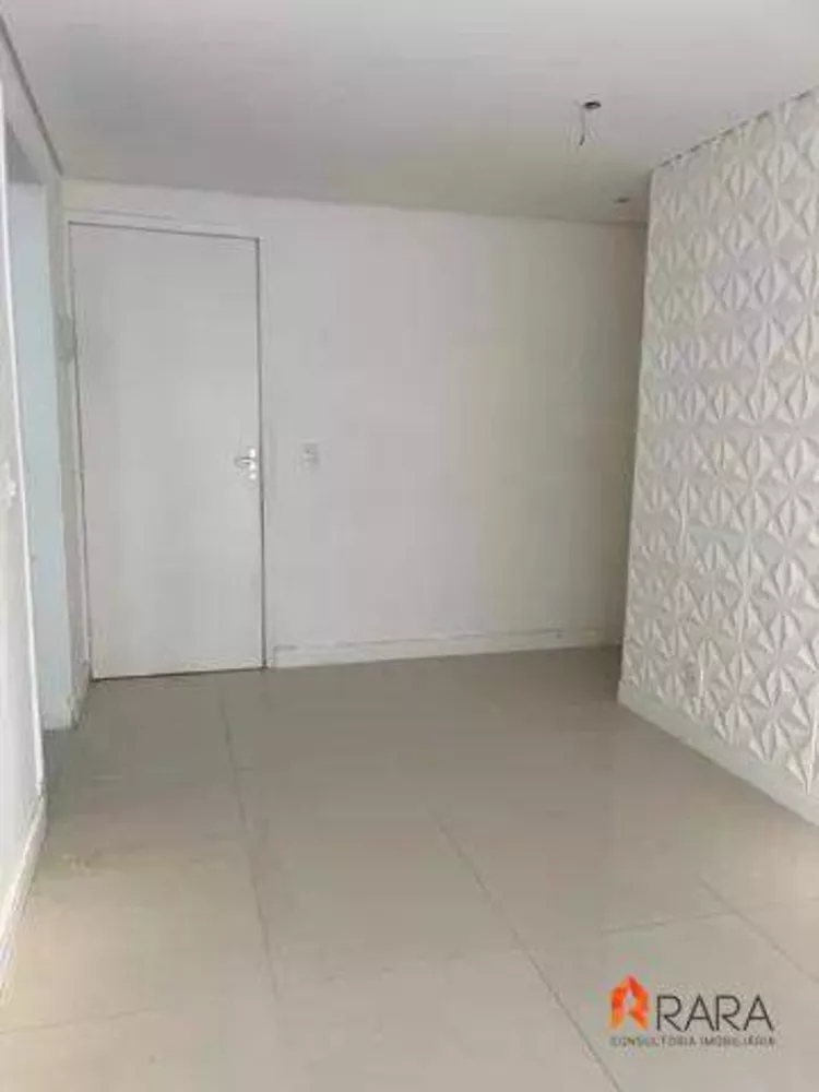 Apartamento à venda com 2 quartos, 45m² - Foto 3