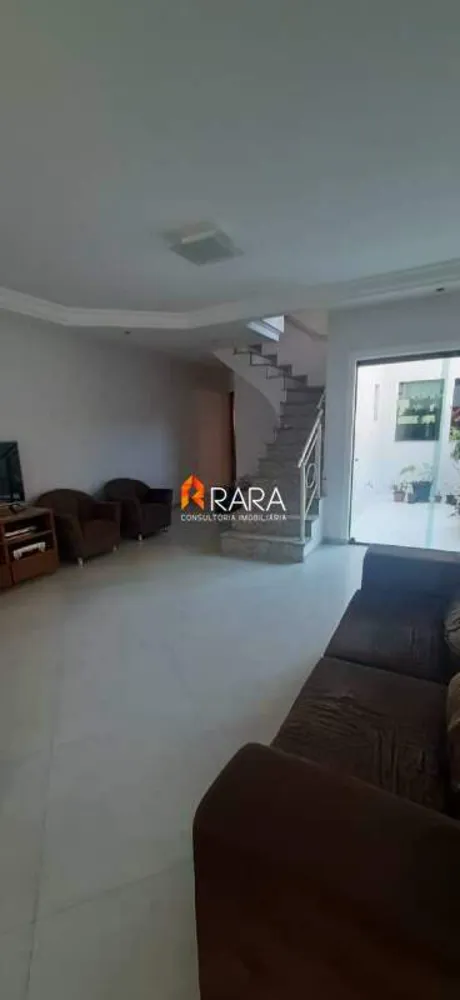 Casa, 3 quartos, 284 m² - Foto 2
