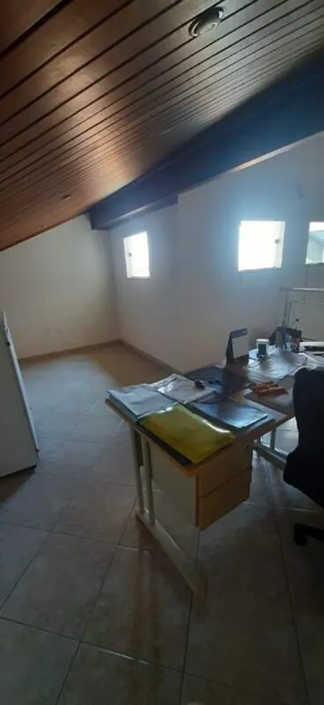 Casa, 3 quartos, 284 m² - Foto 15