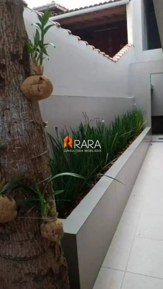 Casa, 2 quartos, 232 m² - Foto 13