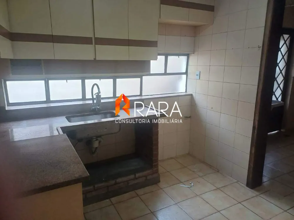 Sobrado, 4 quartos, 290 m² - Foto 1